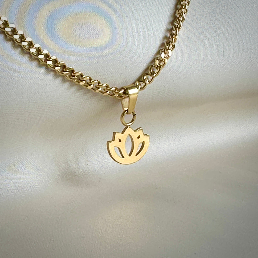 Ananda Chain – Gold Lotus Necklace for Mindful, Spiritual Living