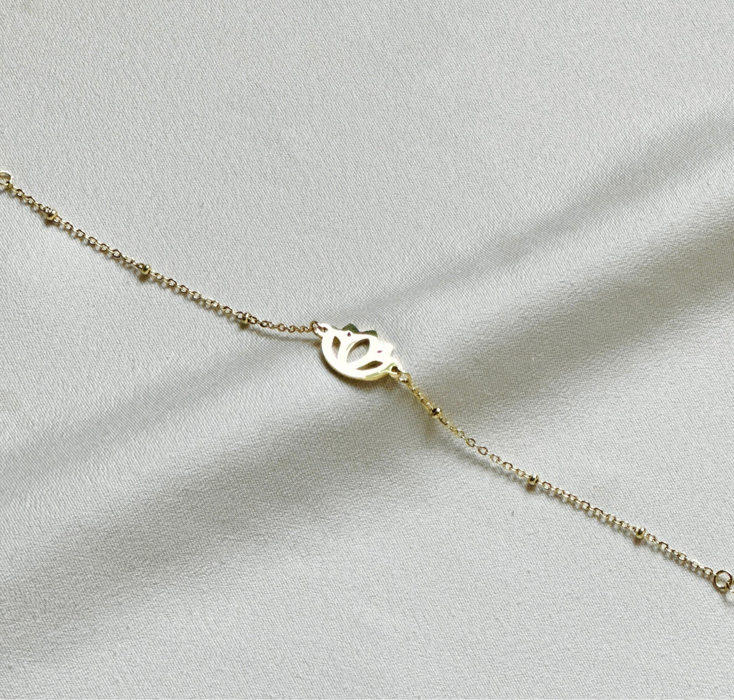 Ekam Padma Bracelet – Mindful Spiritual Lotus Jewelry for Yogis