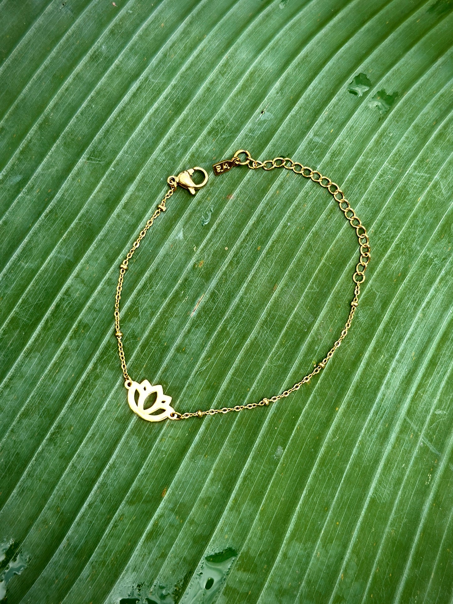 Ekam Padma Bracelet – Mindful Spiritual Lotus Jewelry for Yogis