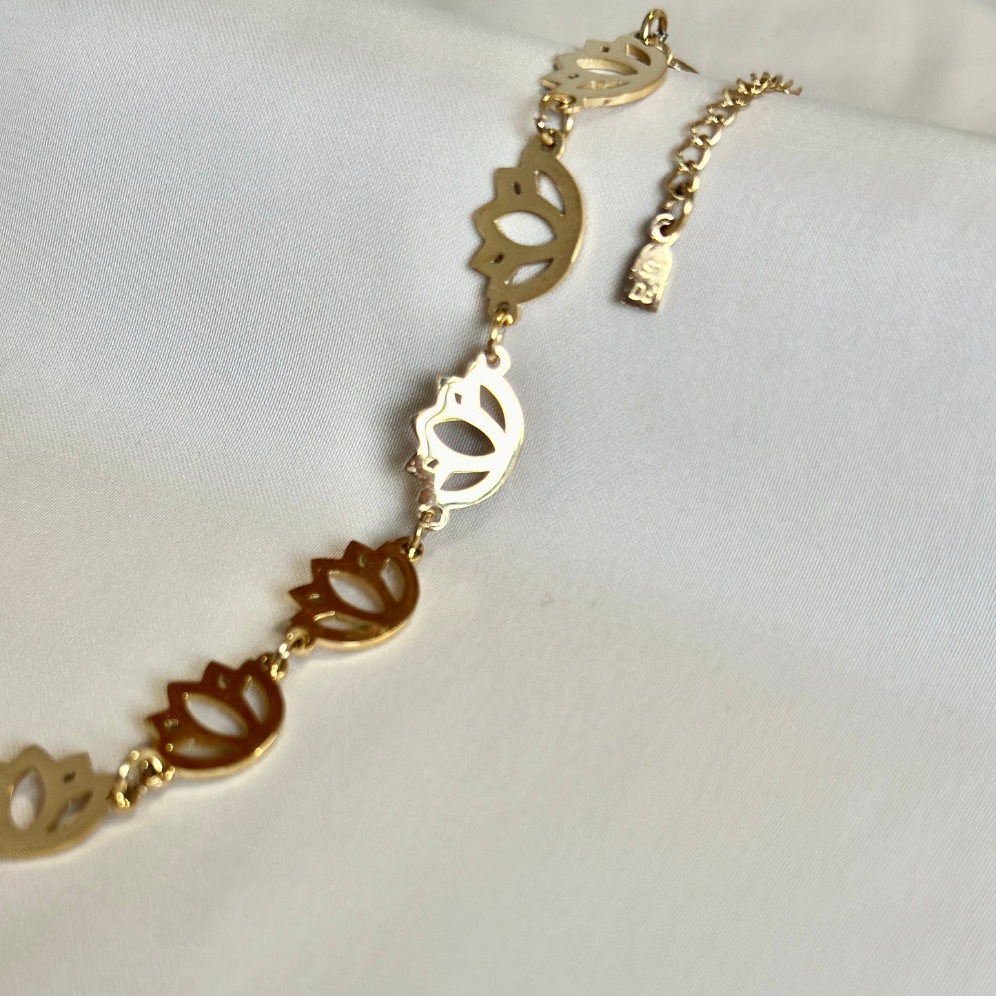 Padma Bracelet – Elegant lotus bracelet in Titanium Gold. Waterproof. Sensitive skin friendly.