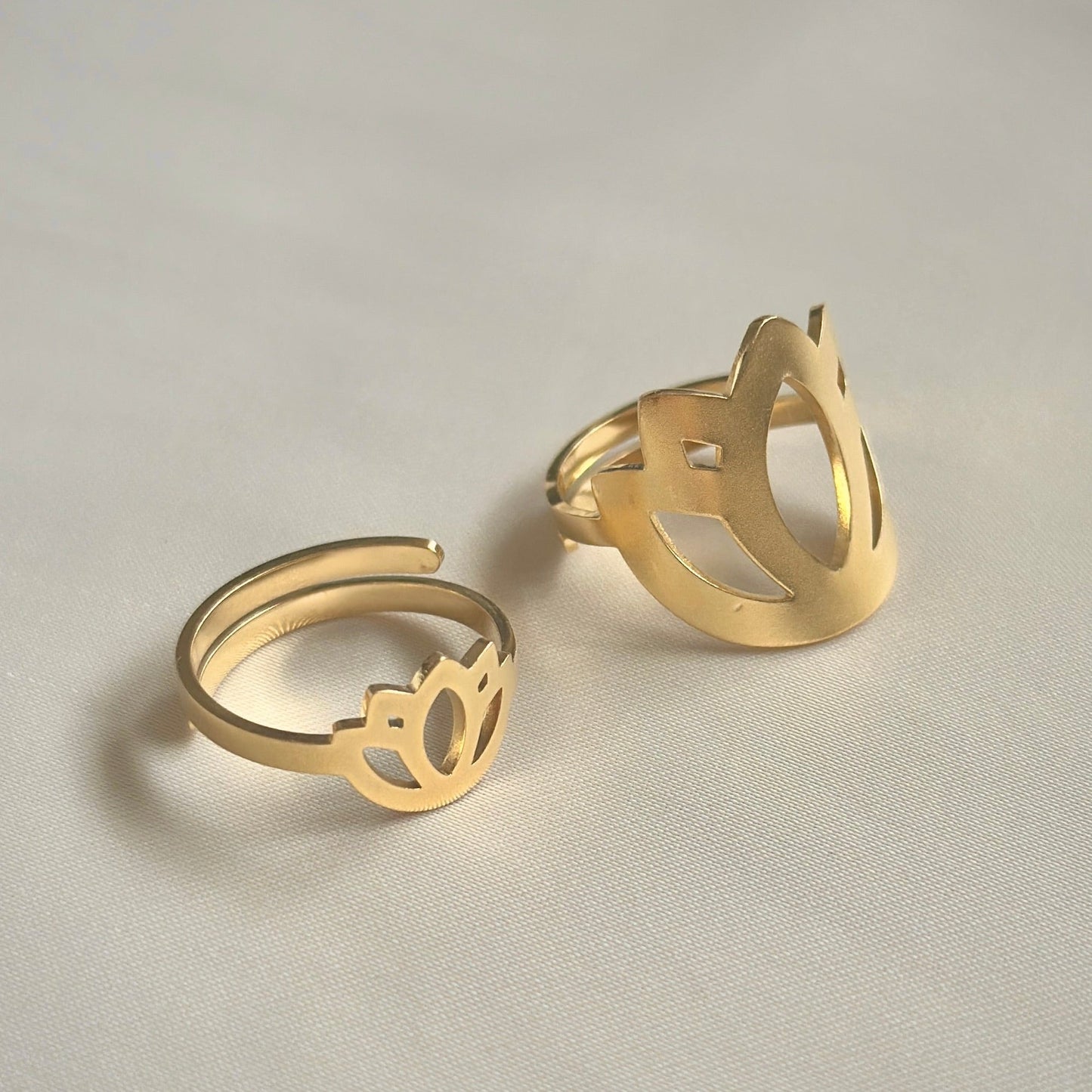 Petite Mudita Band – Minimalist Adjustable Ring for Mindful Living