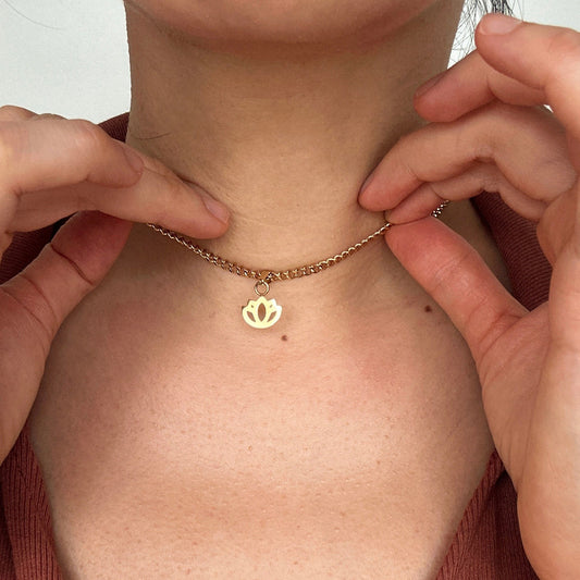 Ananda Chain – Gold Lotus Necklace with Wide Chain